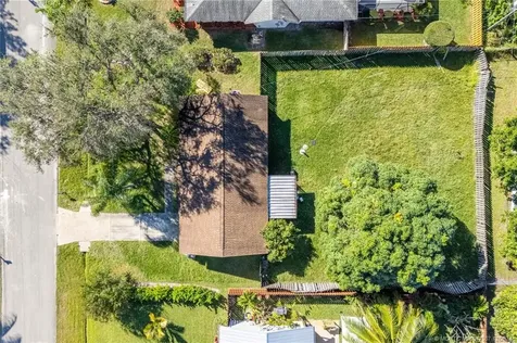 2367 SE Manor Avenue Port St Lucie FL 34952