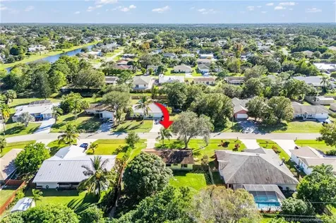 2367 SE Manor Avenue Port St Lucie FL 34952