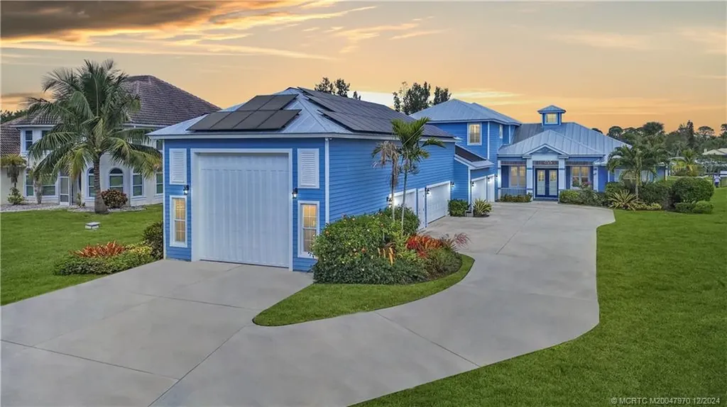 2441 SE North Lookout Boulevard Port St Lucie FL 34984