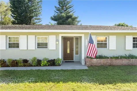 6524 SW 39th Street Palm City FL 34990