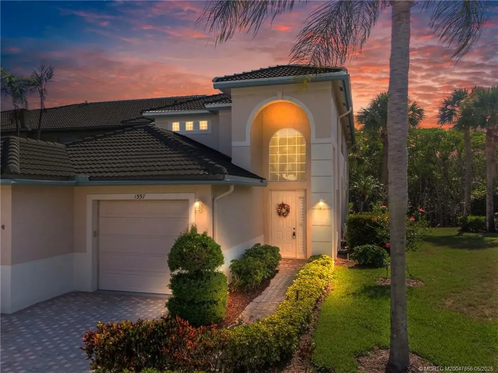1557 SE Prestwick Lane Port Saint Lucie FL 34952