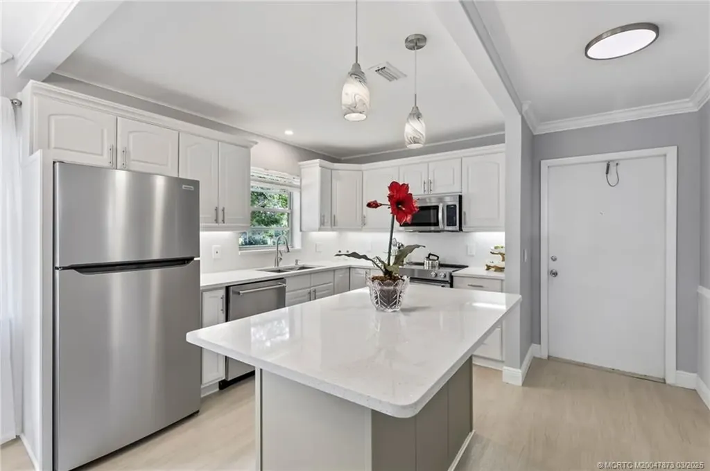 1225 NW 21st Street Stuart FL 34994