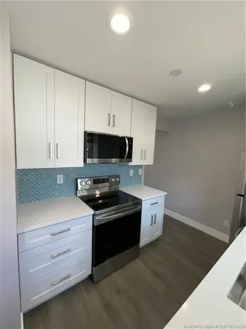 5749 SE Collins Avenue Stuart FL 34997