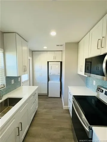 5749 SE Collins Avenue Stuart FL 34997