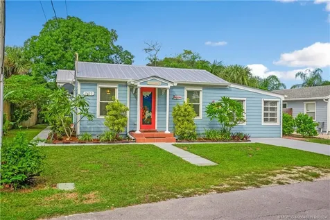 2422 NE Pine Avenue Jensen Beach FL 34957