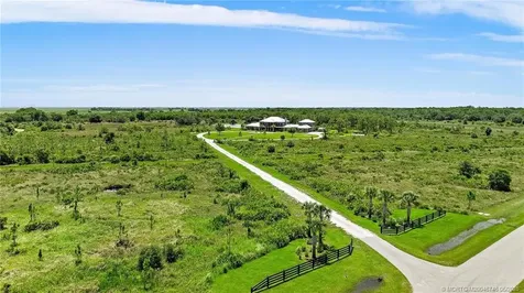 3160 NE 233rd Trail Okeechobee FL 34972