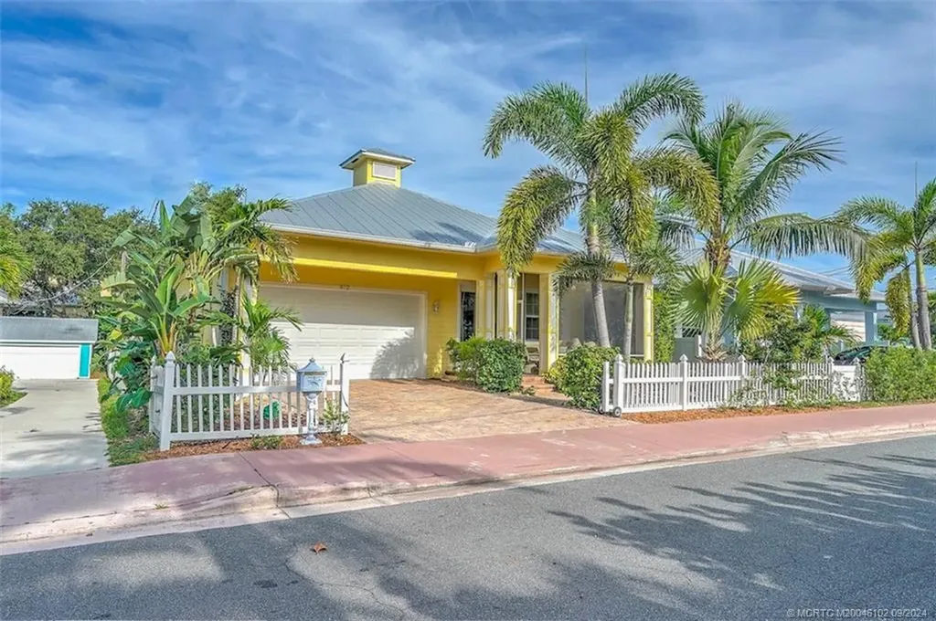 412 SW Akron Avenue Stuart FL 34994