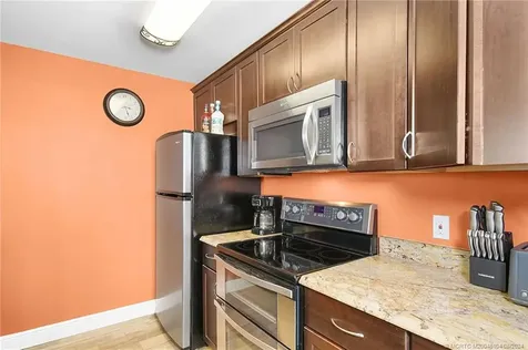 311 NE Golfview Circle Hutchinson Island FL 34996