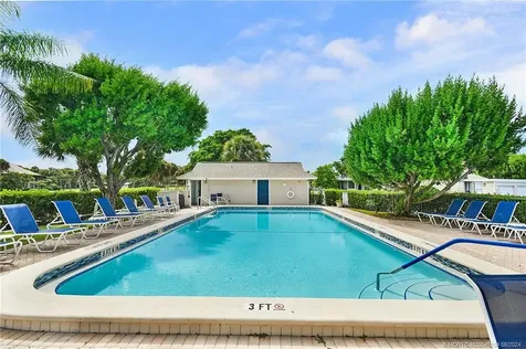 311 NE Golfview Circle Hutchinson Island FL 34996