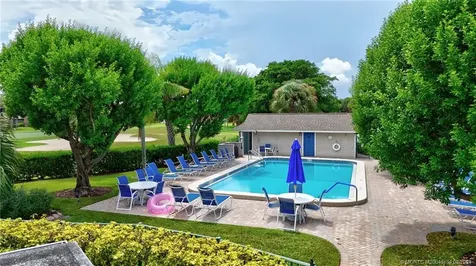 311 NE Golfview Circle Hutchinson Island FL 34996