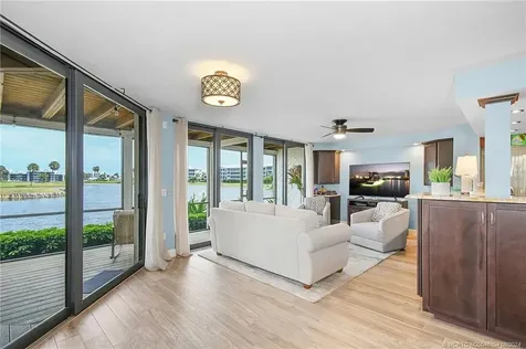 311 NE Golfview Circle Hutchinson Island FL 34996