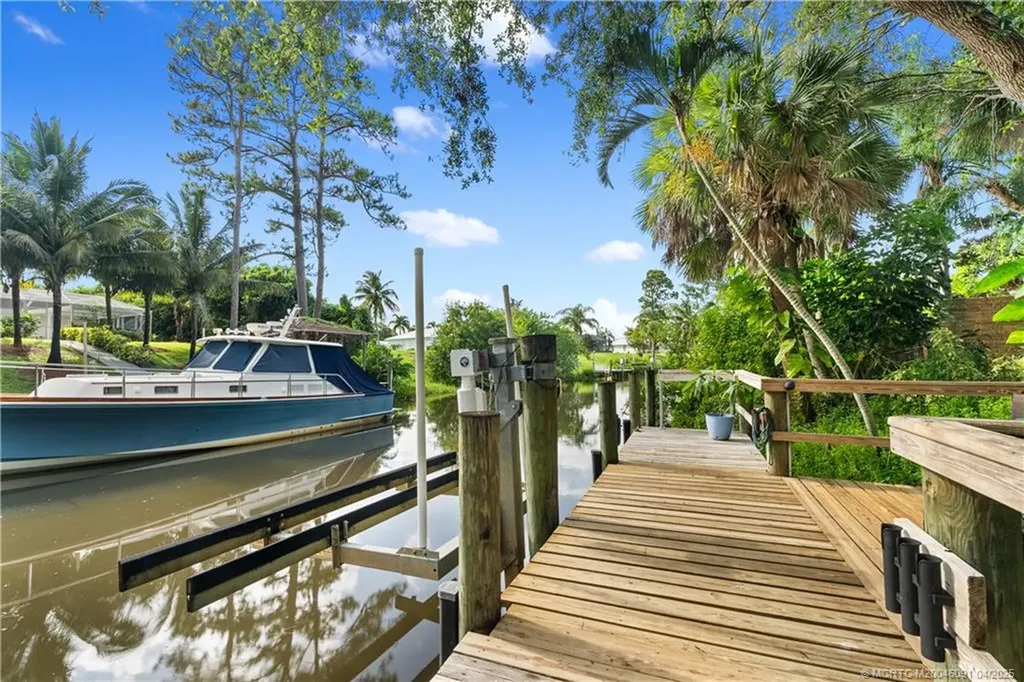 117 NE Naranja Avenue Port Saint Lucie FL 34983
