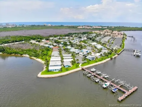 3941 NE Breakwater Drive Jensen Beach FL 34957