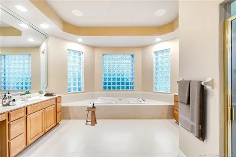 8608 SE Antigua Way Jupiter FL 33458