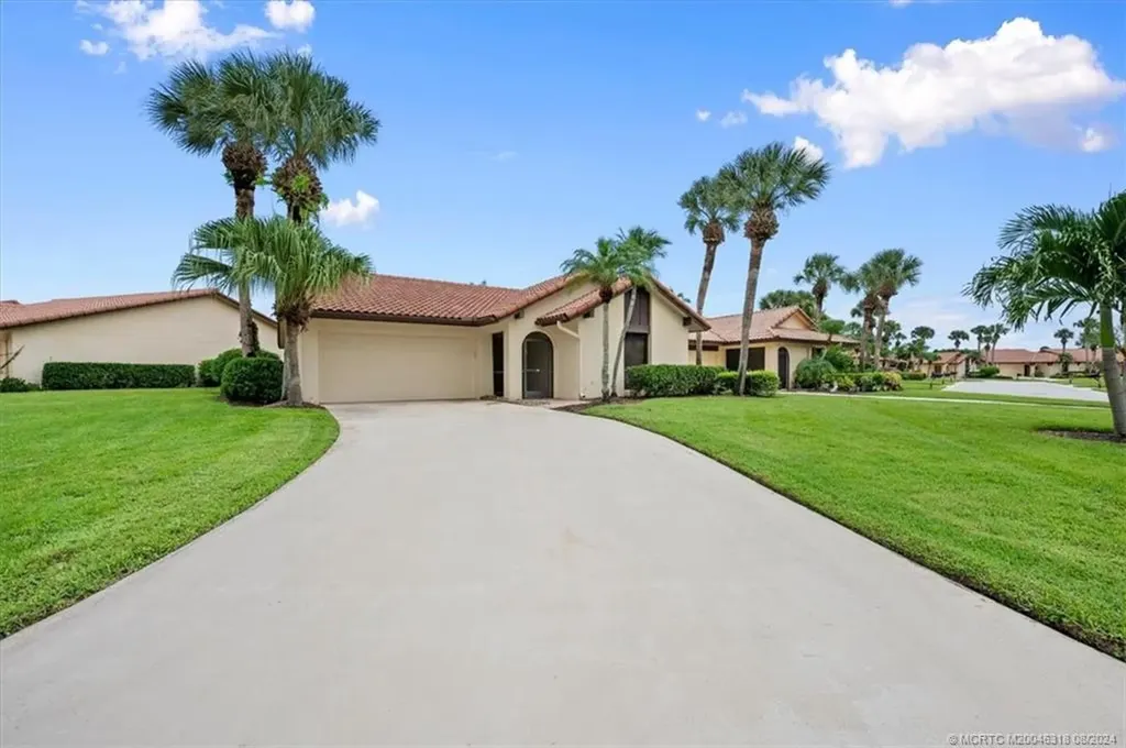 2589 SW Bobalink Court Palm City FL 34990