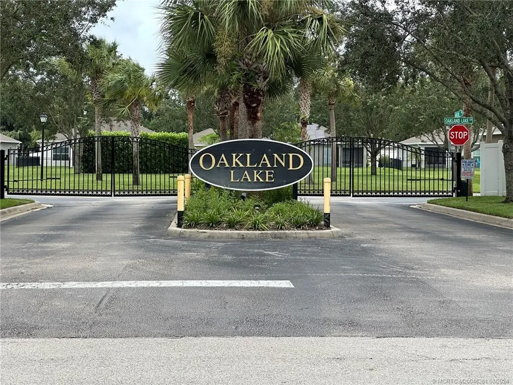 5230 Oakland Lake Circle Fort Pierce FL 34951