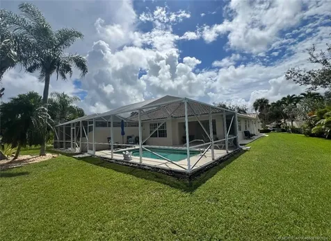 9293 SE Hawks Nest Court Hobe Sound FL 33455