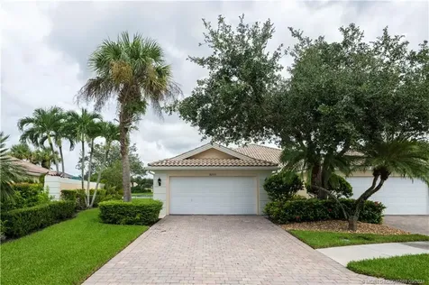9293 SE Hawks Nest Court Hobe Sound FL 33455