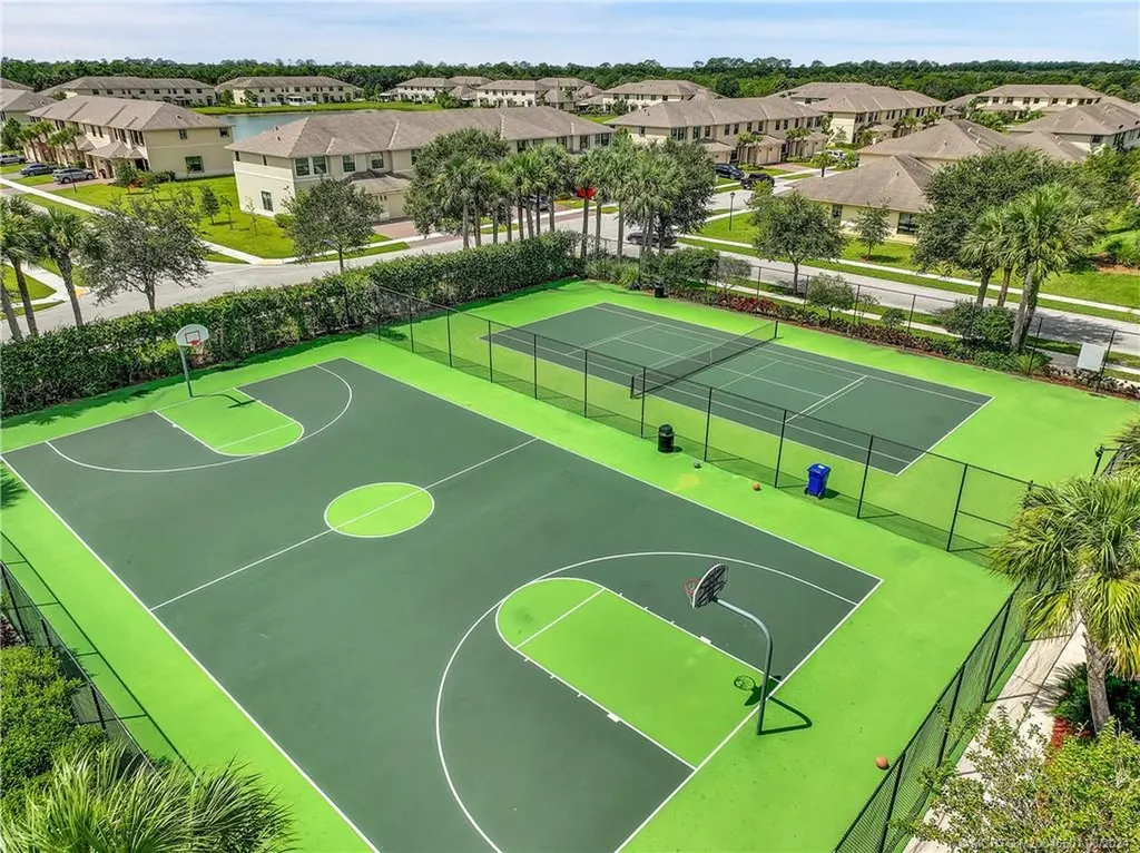9880 E Villa Circle Vero Beach FL 32966