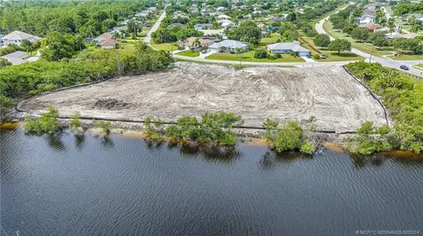 2801 SE Peru Street Port St Lucie FL 34984