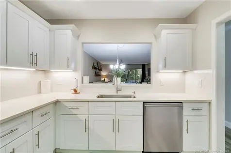 1600 SE Saint Lucie Boulevard Stuart FL 34996