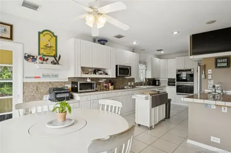 1806 NE River Court Jensen Beach FL 34957