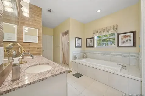 1806 NE River Court Jensen Beach FL 34957