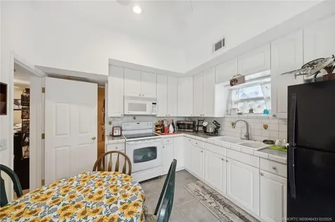 1806 NE River Court Jensen Beach FL 34957