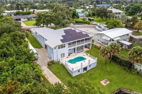 1806 NE River Court Jensen Beach FL 34957