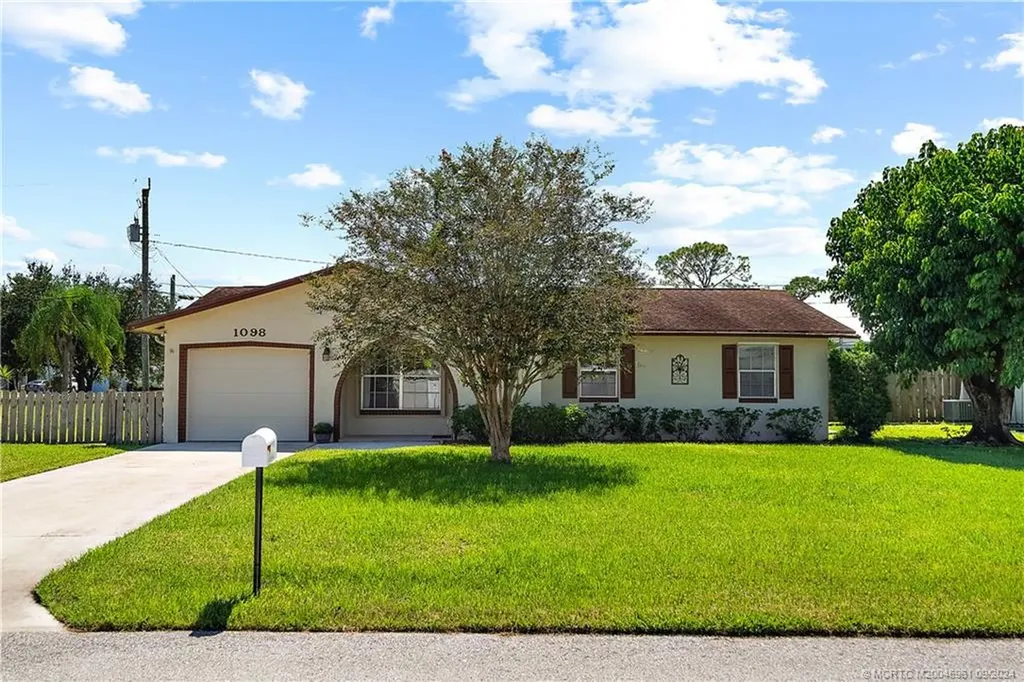 1098 NW 13th Street Stuart FL 34994