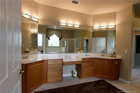 4543 NW Red Maple Drive Jensen Beach FL 34957