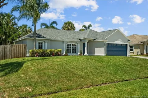 625 SW Kayak Avenue Port Saint Lucie FL 34953