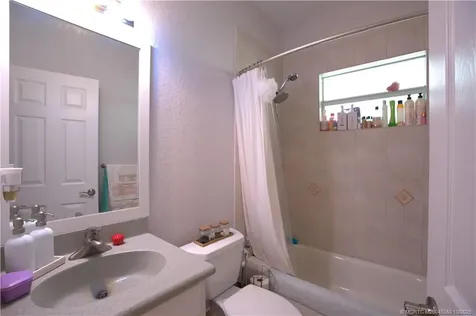 115 SW 1st Court Dania FL 33004