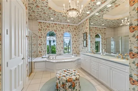 5 NE Lagoon Island Court Stuart FL 34996
