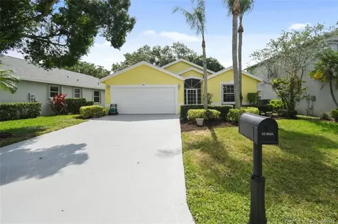 2213 Soundings Court Greenacres FL 33413