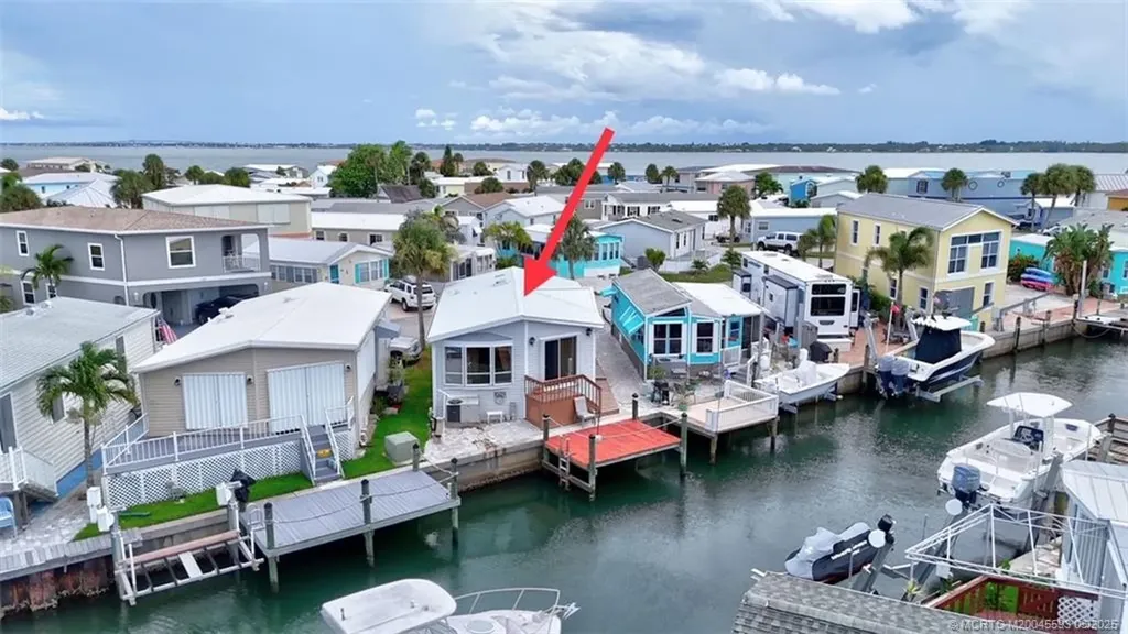 1094 Nettles Boulevard Jensen Beach FL 34957
