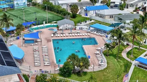 1094 Nettles Boulevard Jensen Beach FL 34957