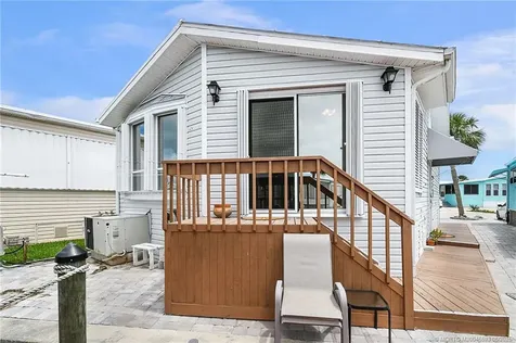 1094 Nettles Boulevard Jensen Beach FL 34957