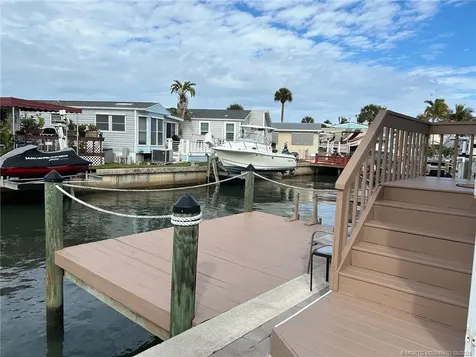 1094 Nettles Boulevard Jensen Beach FL 34957