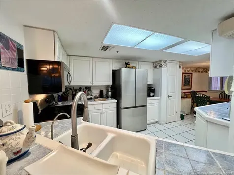 3880 N Hwy A1a Highway Hutchinson Island FL 34949