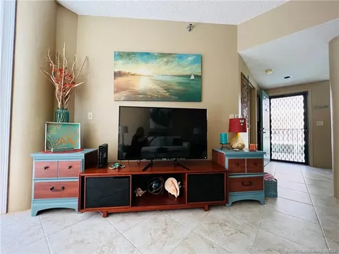 221 NE Plantation Road Stuart FL 34996