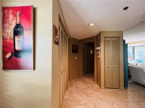 221 NE Plantation Road Stuart FL 34996