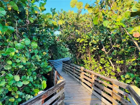 221 NE Plantation Road Stuart FL 34996