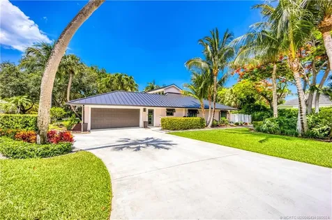 121 Hillcrest Drive Stuart FL 34996