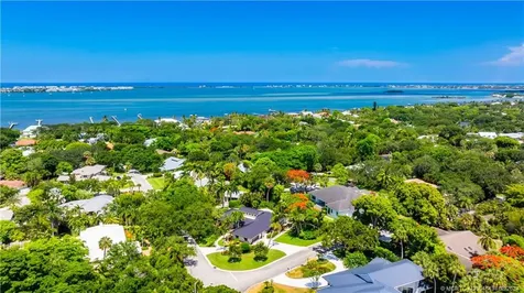 121 Hillcrest Drive Stuart FL 34996