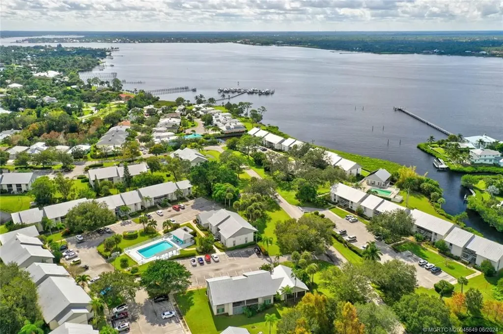 2273 NW 22nd Avenue Stuart FL 34994