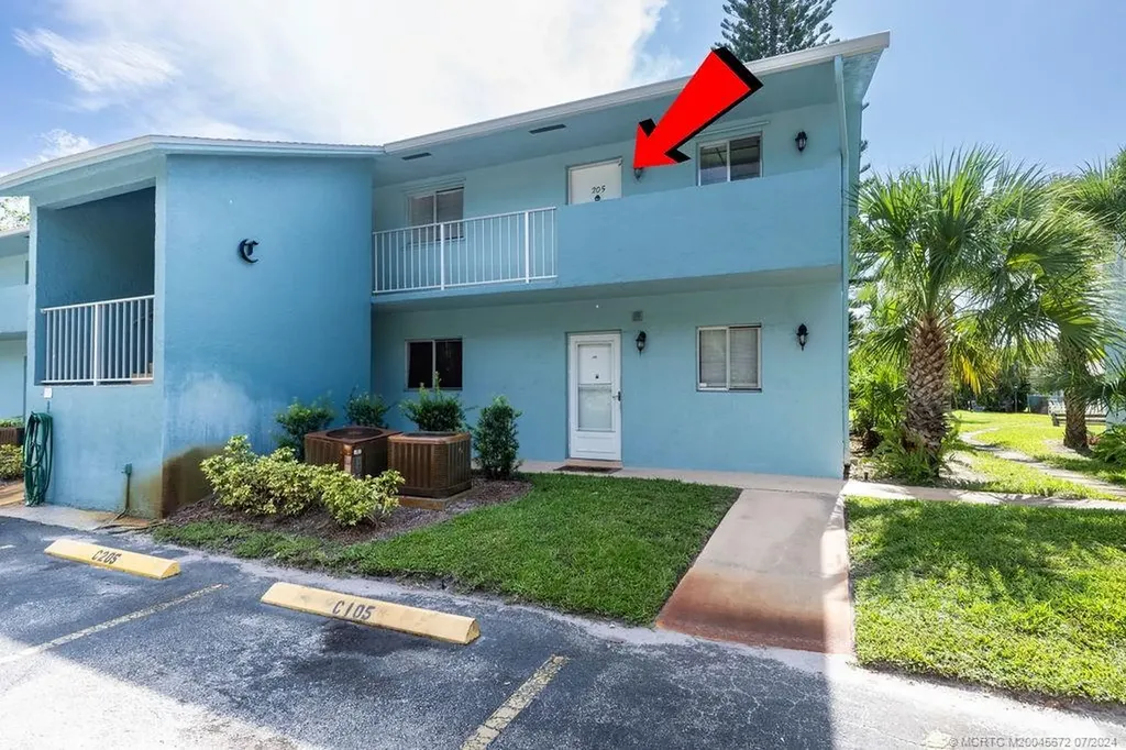 2440 SE Ocean Boulevard Stuart FL 34996