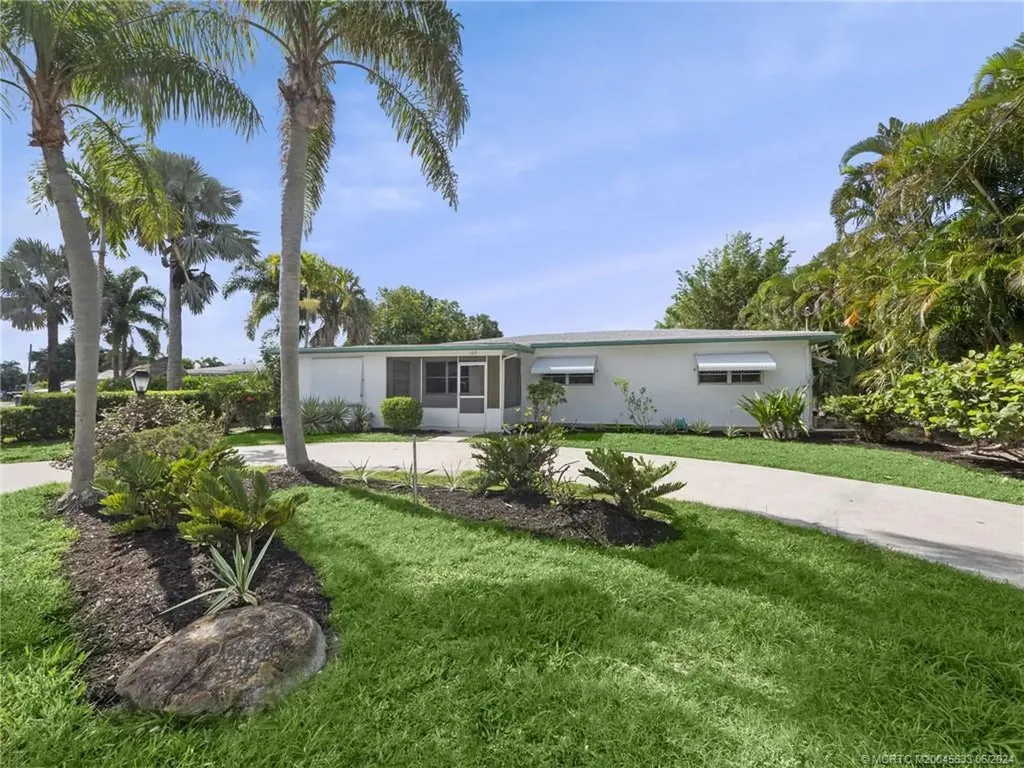 165 SW Cabana Point Circle Stuart FL 34994