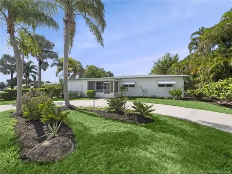 165 SW Cabana Point Circle Stuart FL 34994