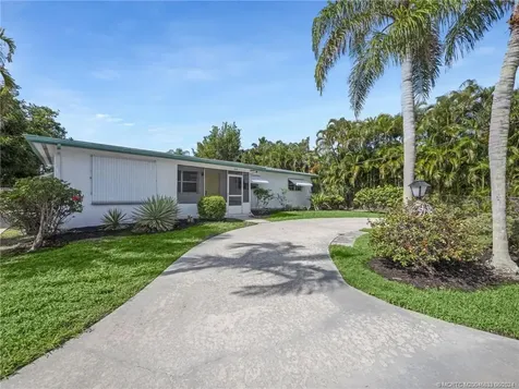 165 SW Cabana Point Circle Stuart FL 34994